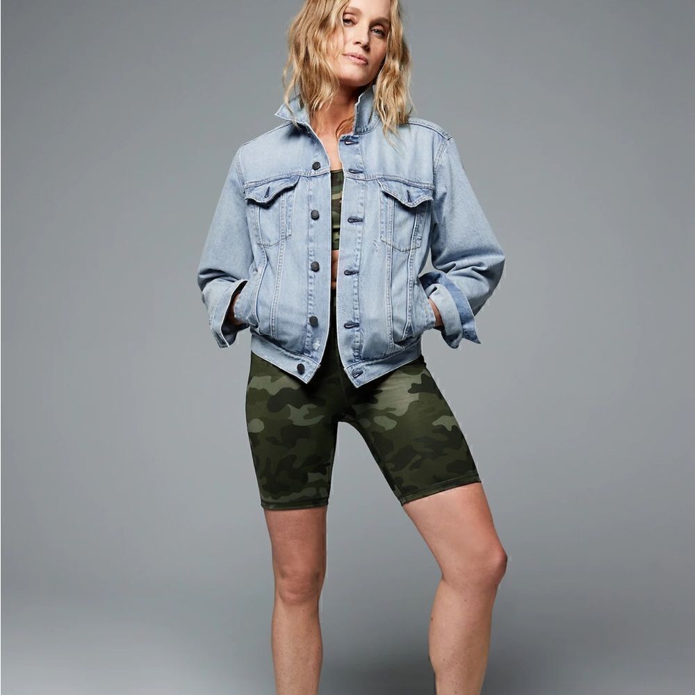 GapFit High Rise Bike Shorts
